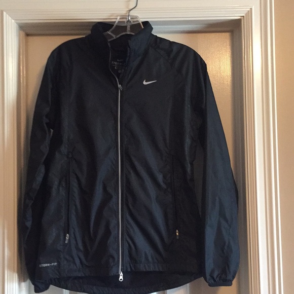 nike storm fit rain jacket